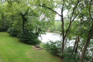 Cabin Rentals at Country Place on the Shenandoah River